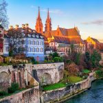 Ciudad de Basilea, Suiza, lugar en donde se llevará acabo Eurovision 2025 y la alfombra turquesa.